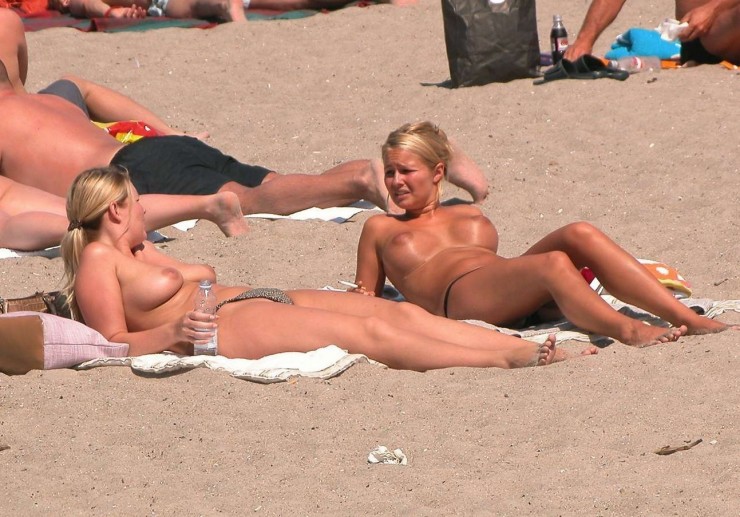 best of On nude beaches women pictures of