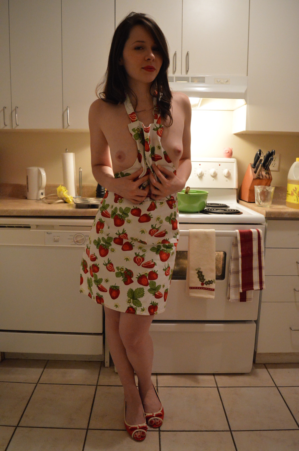 Mulberry reccomend boobs kitchen