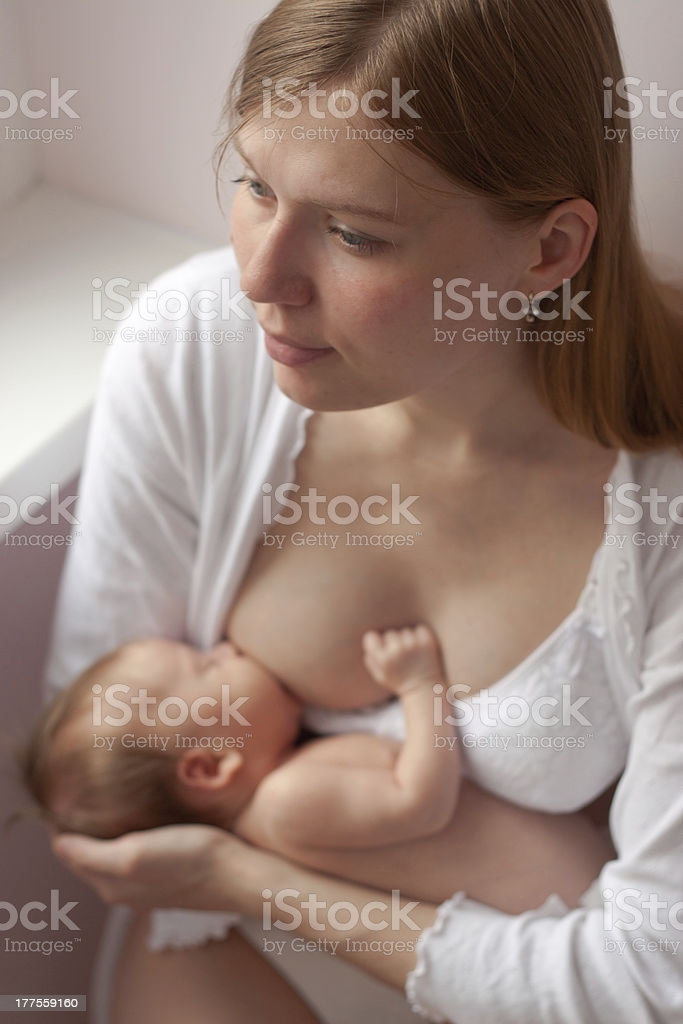 Breastfeeding fingering