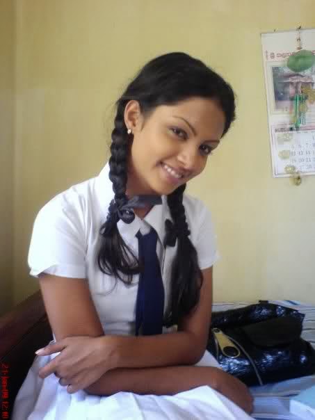 Boomer reccomend sri lankan school sex girl